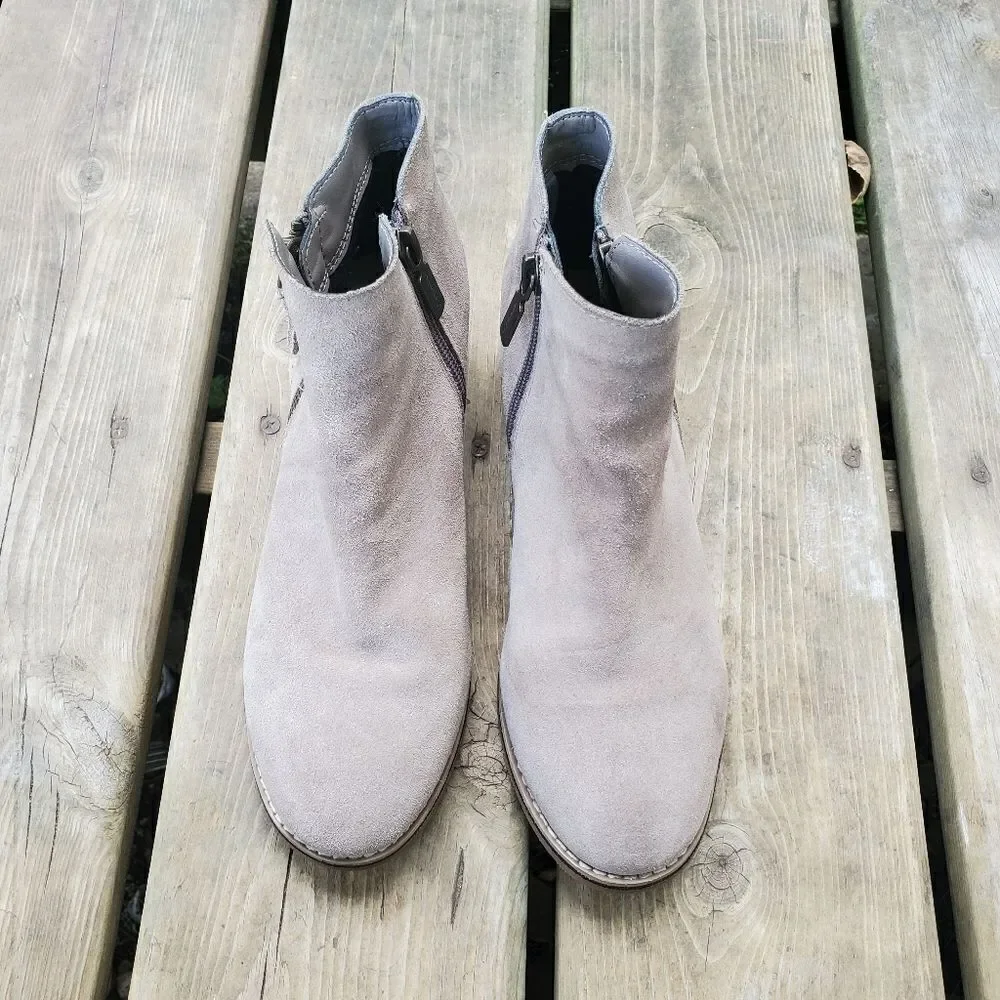 Blondo Liam Waterproof Mushroom Gray Suede Leather Zip Ankle‎ Boots Booties 7